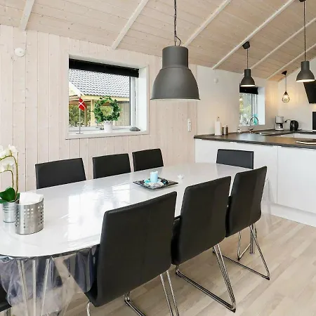 Vakantiehuis Holiday Xi *